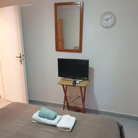 Varkiza Cozy Seaside Apartment *