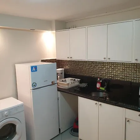 Varkiza Cozy Seaside Apartment